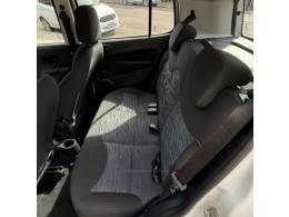 FIAT - UNO - 2015/2016 - Branca - Sob Consulta