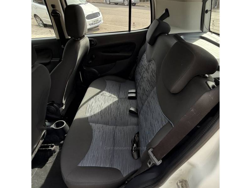 FIAT - UNO - 2015/2016 - Branca - Sob Consulta