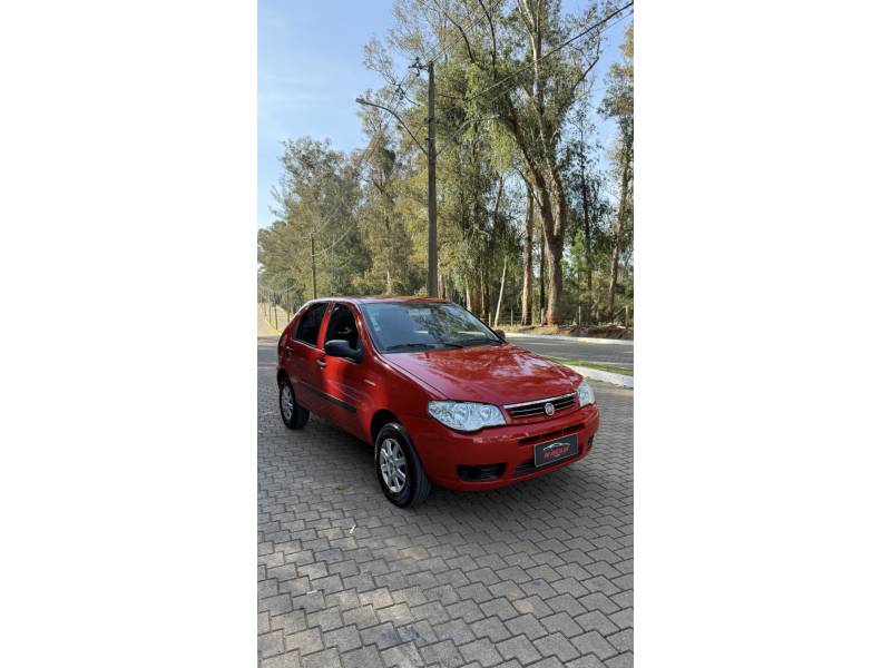 FIAT - PALIO - 2014/2015 - Vermelha - Sob Consulta