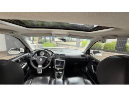 VOLKSWAGEN - GOLF - 2011/2012 - Branca - Sob Consulta