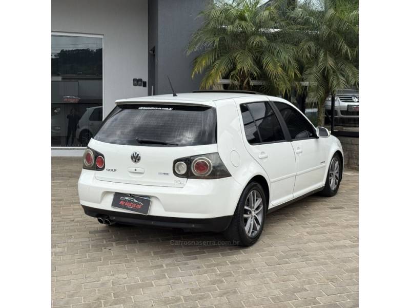 VOLKSWAGEN - GOLF - 2011/2012 - Branca - Sob Consulta