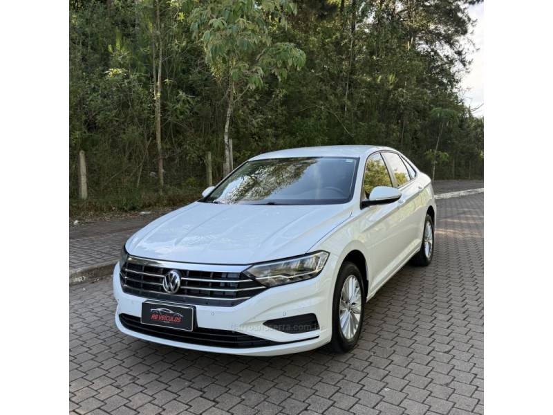VOLKSWAGEN - JETTA - 2019/2019 - Branca - Sob Consulta