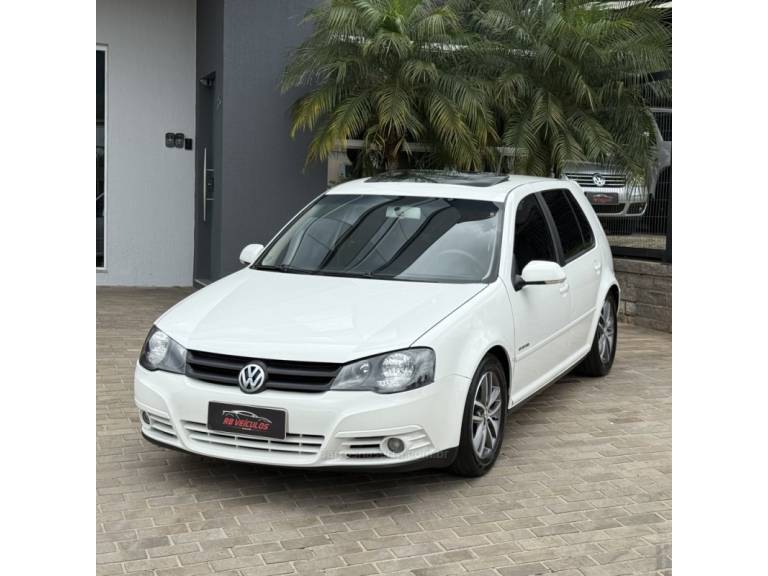 VOLKSWAGEN - GOLF - 2011/2012 - Branca - Sob Consulta
