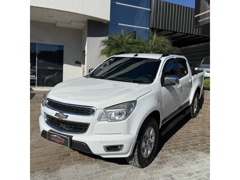 CHEVROLET - S10 - 2014/2014 - Branca - Sob Consulta