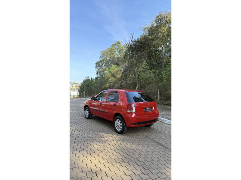 FIAT - PALIO - 2014/2015 - Vermelha - Sob Consulta