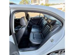 VOLKSWAGEN - JETTA - 2015/2015 - Branca - Sob Consulta