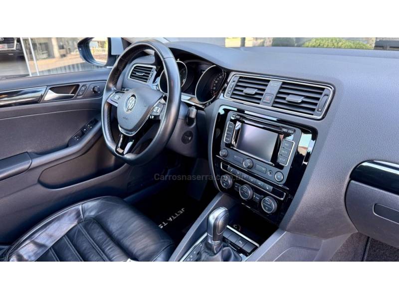 VOLKSWAGEN - JETTA - 2015/2015 - Branca - Sob Consulta