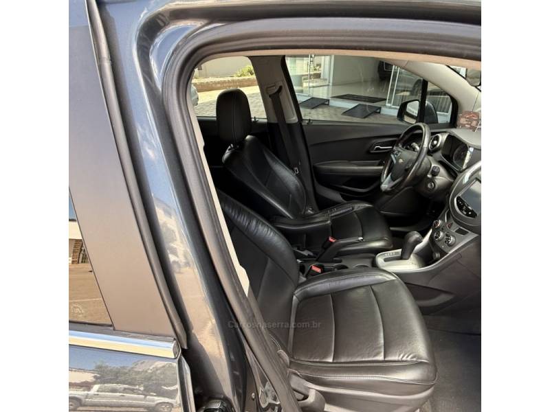 CHEVROLET - TRACKER - 2015/2015 - Cinza - Sob Consulta