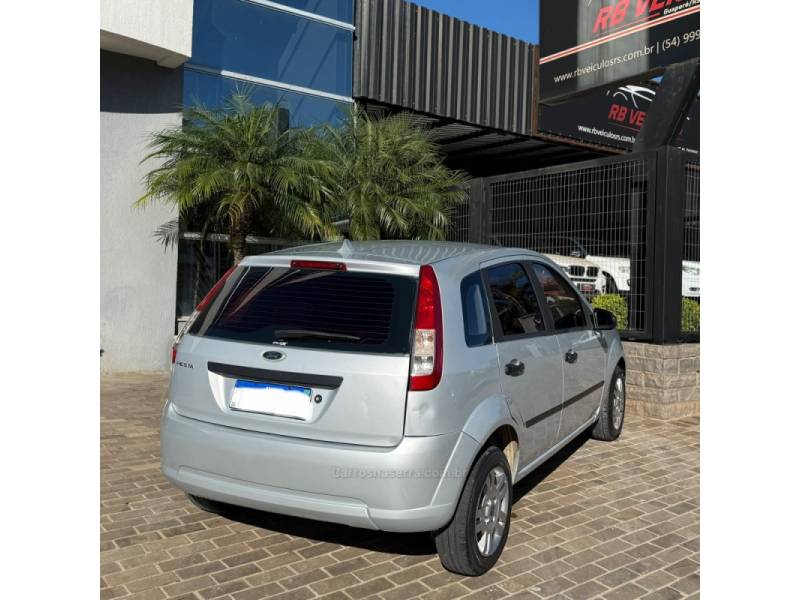 FORD - FIESTA - 2009/2009 - Prata - Sob Consulta