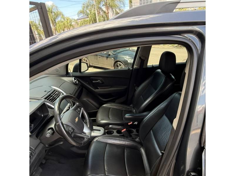 CHEVROLET - TRACKER - 2015/2015 - Cinza - Sob Consulta