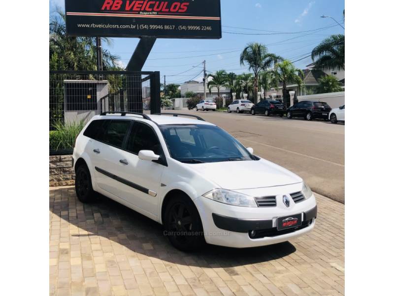 RENAULT - MÉGANE - 2011/2012 - Branca - Sob Consulta