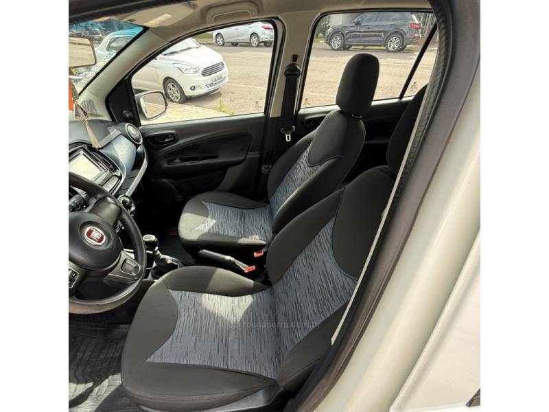 FIAT - UNO - 2015/2016 - Branca - Sob Consulta