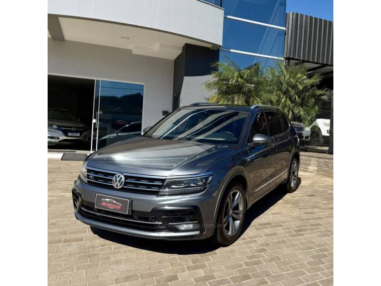 VOLKSWAGEN - TIGUAN - 2018/2018 - Cinza - Sob Consulta